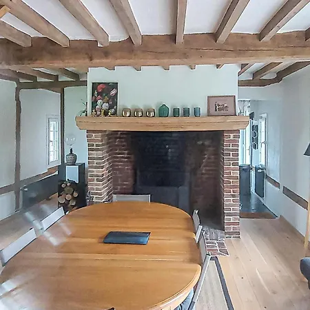 Holiday home 4 Bedroom Cozy In