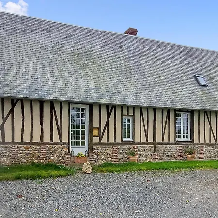 4 Bedroom Cozy In Holiday home *